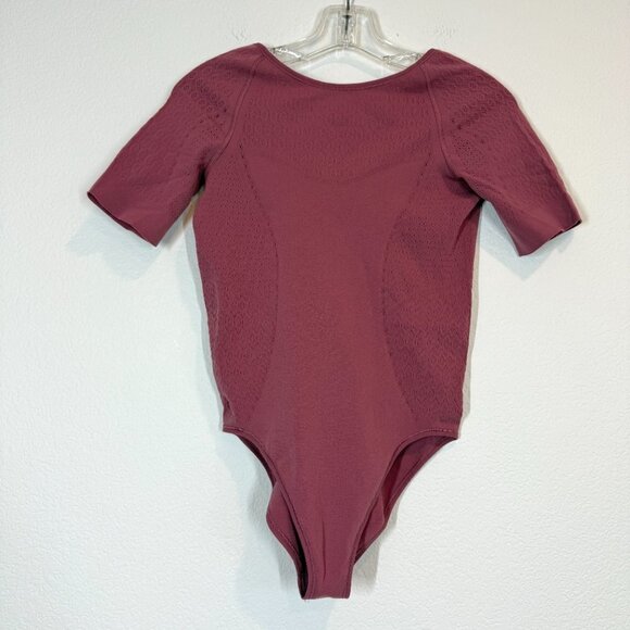 Lululemon Bodysuit Top Pink Running Yoga Dance - Picture 8 of 8